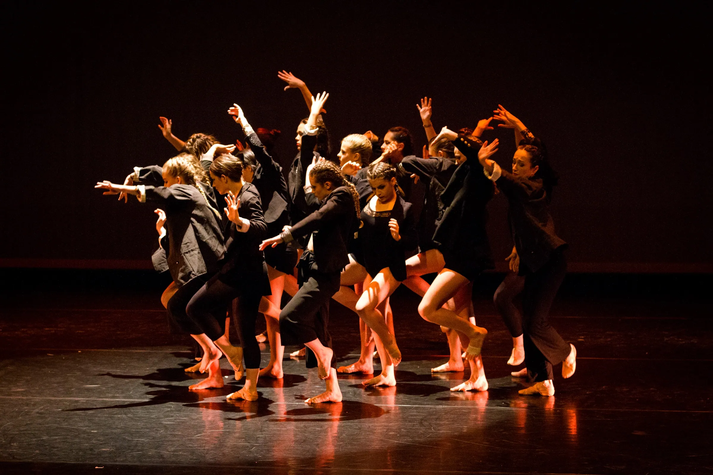 Danseurs de la compagnie en répétition